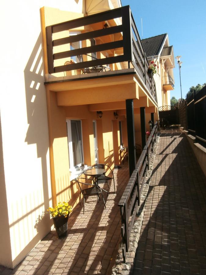 Pokoje Goscinne - Noclegi Charzykowy Exterior photo
